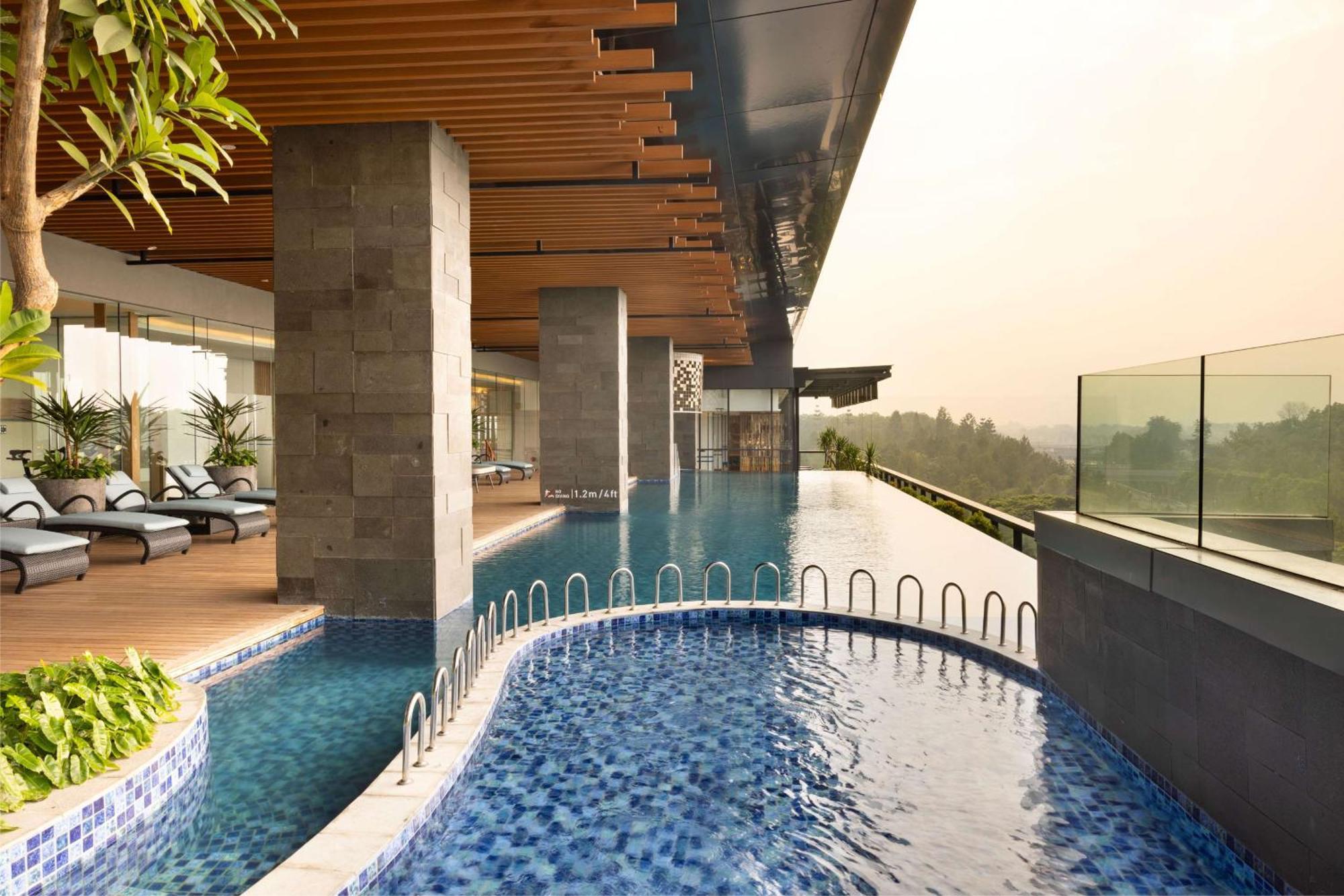 Doubletree By Hilton Jakarta Bintaro Jaya Serpong Dış mekan fotoğraf